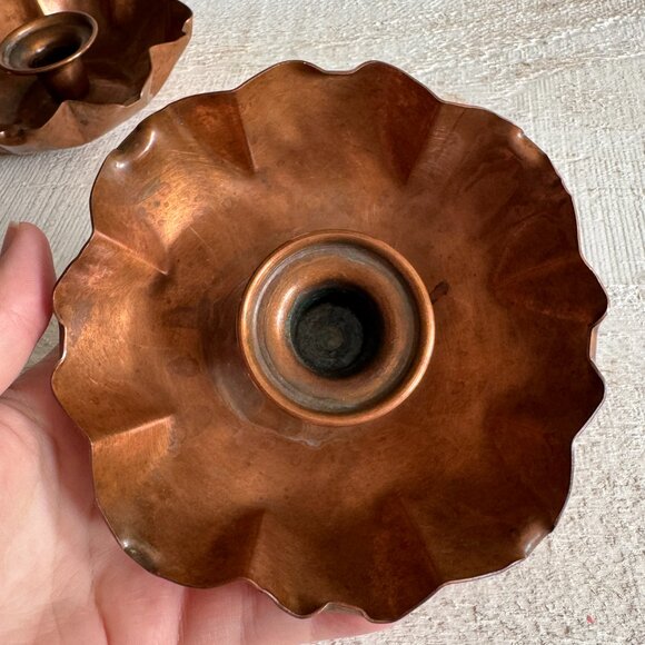 Set of Two Vintage Drumgold Hammered Copper Candle Stick Holders - Picture 4 of 12